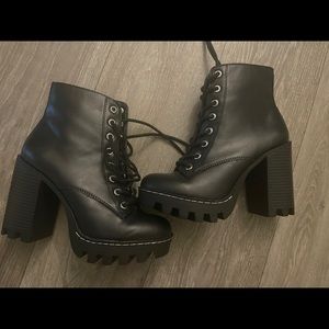 Brand new w/o tags pleather booties